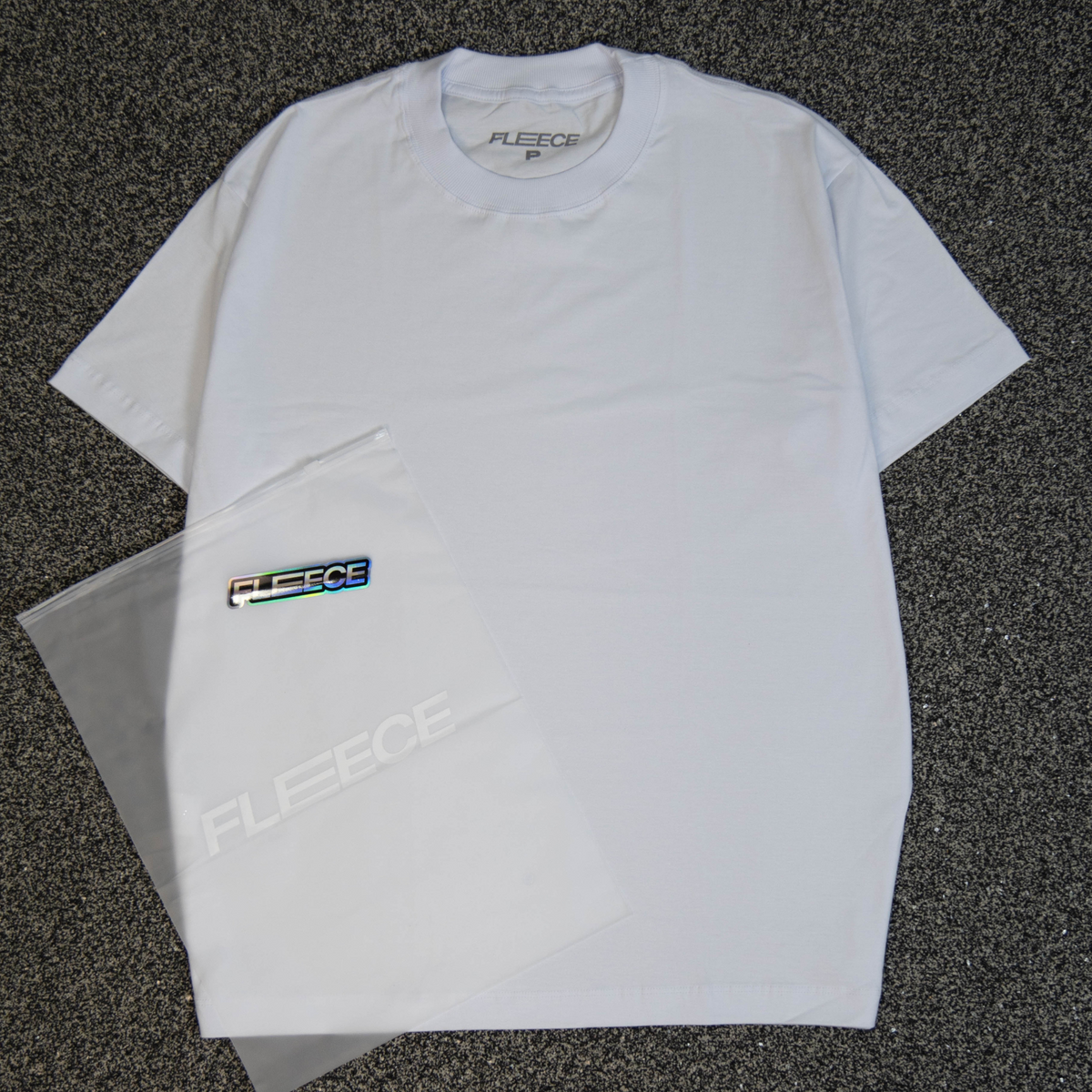 Camiseta oversized branca masculina FLEECE vista de frente - foto 5