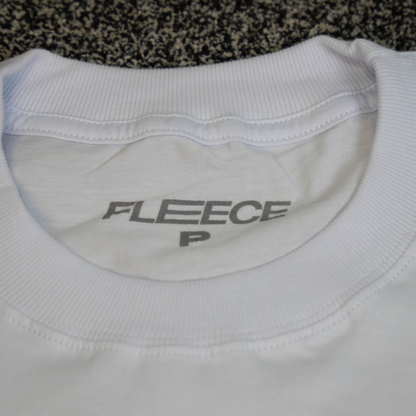 Camiseta oversized branca masculina FLEECE vista de frente - foto 9